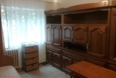 Apartament cu 4 camere decomandat în Central - 3