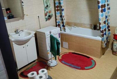 Casă cu 5 camere cu Teren 2037 Mp în Chirpăr - 3