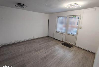 Spațiu comercial, de 33 mp, în Central - 5