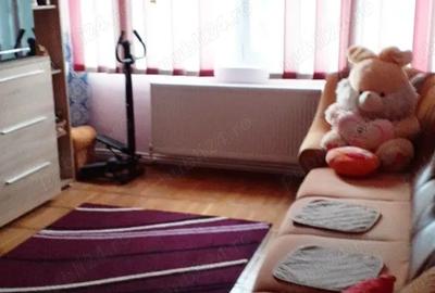 Vand apartament decomandat, complet si recent renovat, central cu fata la Dunare izola?ie exteriara Vand apartament decomandat, complet si recent renovat, central cu fata la Dunare izola?ie exteriara - 1