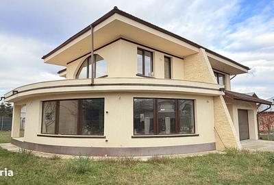 Casă cu 5 camere cu Teren 783 Mp în Cornu - 11