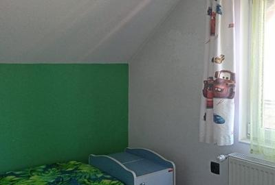 Casa mobilata si utilata pe strada linistita cu acces usor - 9