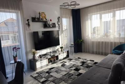 Apartament cu 3 camere decomandat în Central - 1
