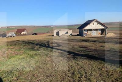 Teren de 2000 mp, în Central - 1