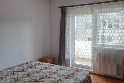 Apartament cu 3 camere decomandat în Zorilor - 2