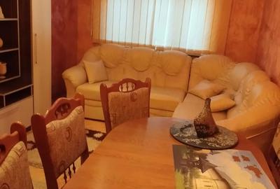 Apartament cu 3 camere decomandat în Central - 4