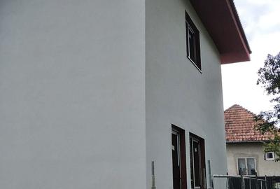 Casă cu 4 camere în Gilău - 3