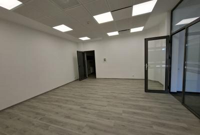 Birou, de 35 mp, în Central - 3