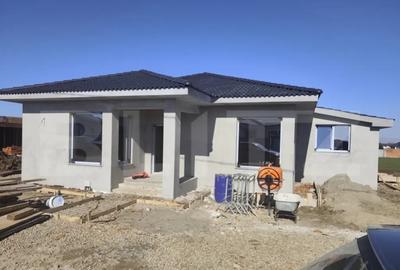 Casă cu 4 camere cu Teren 500 Mp în Central - 6