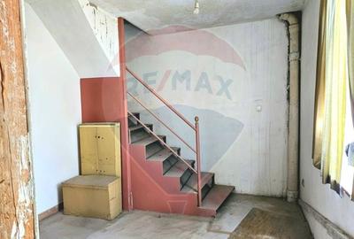 Casa 15 camere de vanzare zona Universitate + spatiu comercial parter - 39