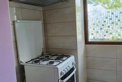 Garsonieră decomandată în Central - 2