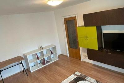 Apartament cu 2 camere decomandat în Universitate - 3