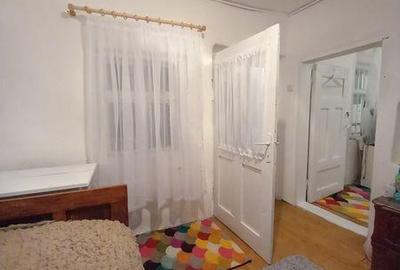 Casă cu 3 camere cu Teren 1400 Mp în Malu Mare - 2