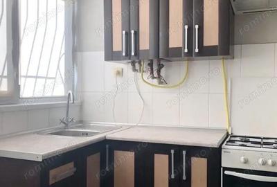 Garsonieră decomandată în 1 Decembrie 1918