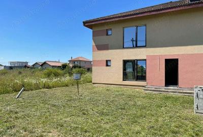 Vand jumatate de duplex , Sag - Manastire - 2