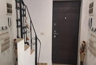 Casă cu 4 camere cu Canalizare în Dobroești - 10