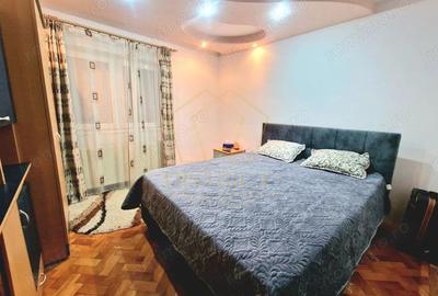 Apartament cu 3 camere semidecomandat, mobilat în Soarelui