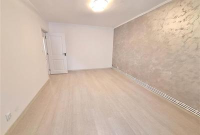 Apartament cu 3 camere decomandat în 9 Mai - 17
