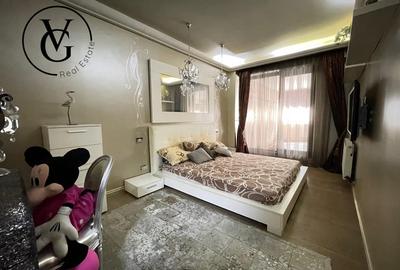 Apartament cu 3 camere decomandat, mobilat în Pajura