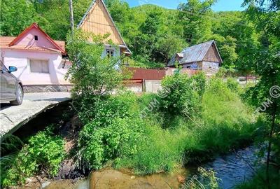 Casa traditionala din lemn cu 930 mp teren in Rasinari langa Sibiu - 12