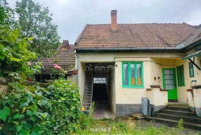 Apartament cu 3 camere semidecomandat în Stăvila - 1