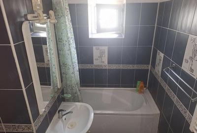 Apartament cu 3 camere decomandat în Viziru 3 - 1