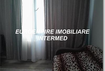 Garsoniera decomandata ,Zona Palas - 4