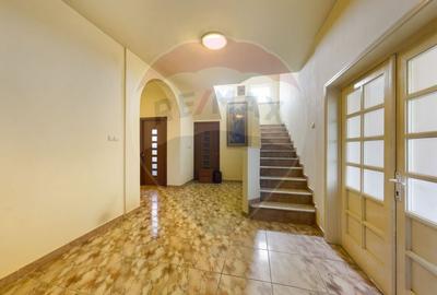 Casa / Vila cu 21 camere de vanzare in zona Alexandriei - 31