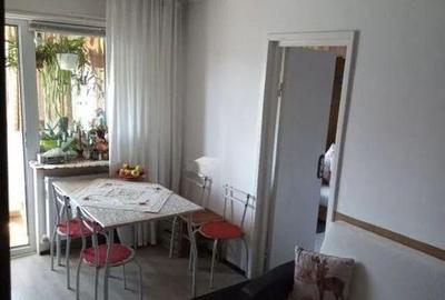 Apartament 3 camere de vanzare , zona Groapa - 1