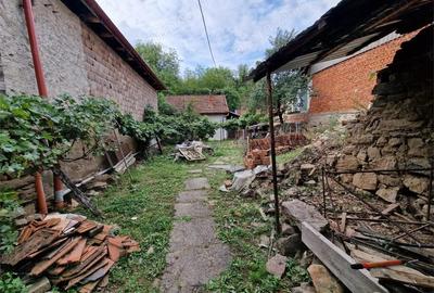 Clocotici Lot de Casa cu amprenta, apa, curent, teren 576 mp. - 5