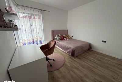 Casă cu 3 camere cu Teren 498 Mp în Unirea - 1