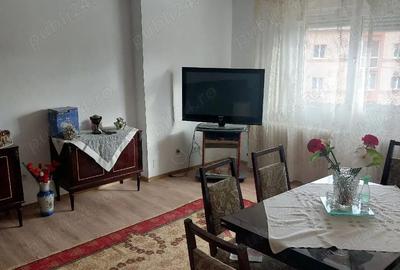 Apartament cu 2 camere decomandat în Central - 2
