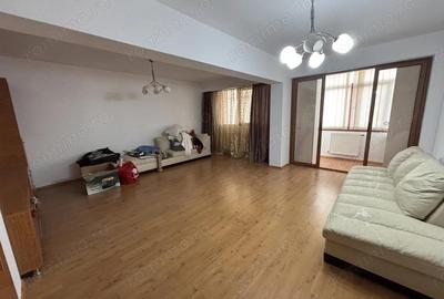 Apartament 3 camere Bulevardul Dunarea, stradal, etaj 3, decomandat - 2