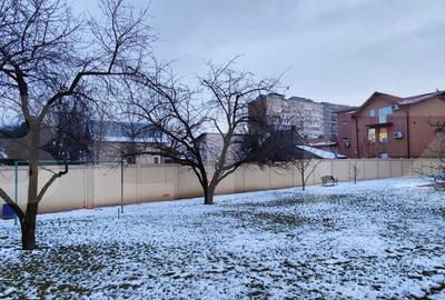 Casă cu 6 camere cu Teren 1178 Mp în Micro 6 - 7