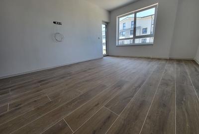 Apartament cu 2 camere decomandat în Girocului