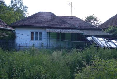 Casă cu 3 camere în Galați