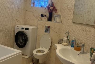 Apartament 3 camere Laminorului decomandat 85 mp, etaj 3 ,metrou 4 min - 12