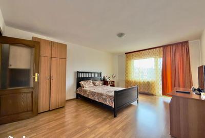 Casă cu 4 camere cu Teren 390 Mp în Central - 2