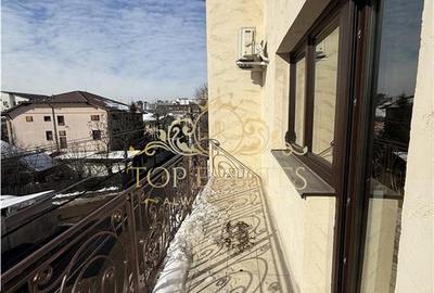 Duplex cu 6 camere cu Canalizare în Central - 16