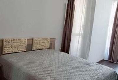 De inchiriat apartament 3 camere zona Lunei - 1