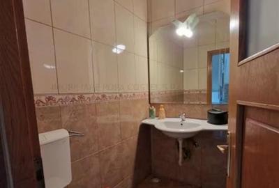 Casă individuală cu 7 camere cu Canalizare în Vatra Luminoasă - 5