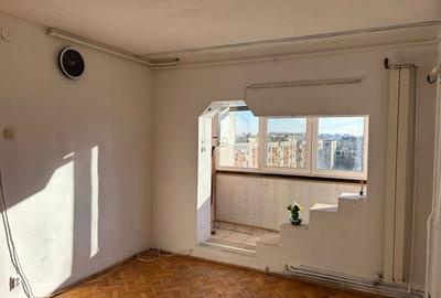 Apartament cu 2 camere semidecomandat în Rahova