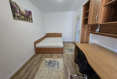 Apartament cu 2 camere decomandat în 15 Noiembrie - 2