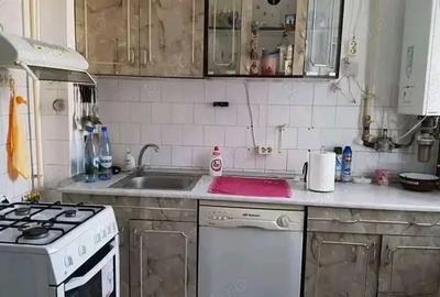 Vand apartament rosiori de vede - 1