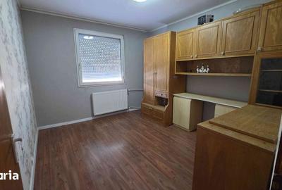Apartament cu 3 camere decomandat în Rogerius - 8