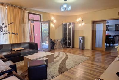 Casă cu 7 camere cu Teren 680 Mp în Mehala