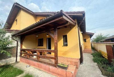 Duplex cu 3 camere în Sânpetru
