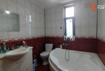 Casă individuală cu 7 camere cu Canalizare în Săcălaz - 9