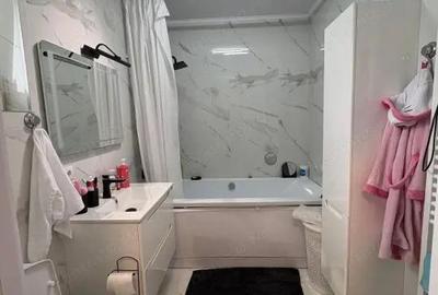 Apartament cu 3 camere semidecomandat în Hotvon - 5