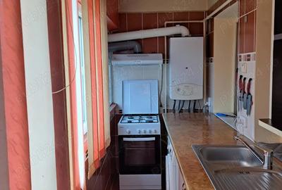 Ofer spre inchiriere apartament cu 2 camere in Targu Jiu- centru. Ofer spre inchiriere apartament cu 2 camere in Targu Jiu- centru. - 4